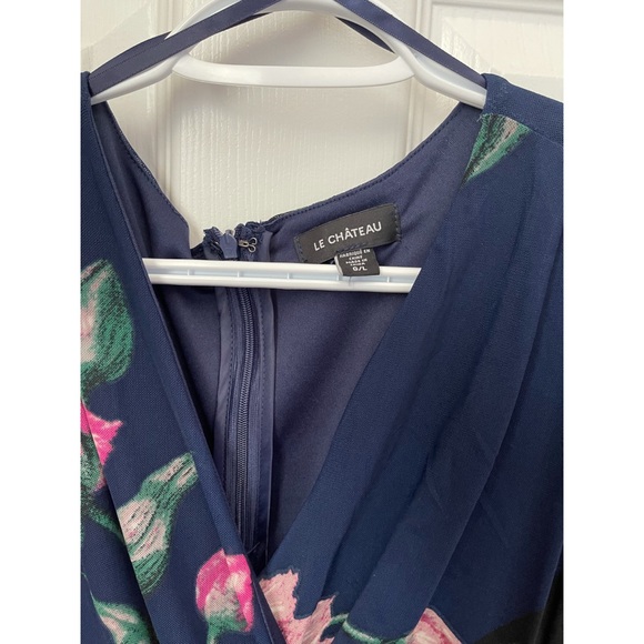 Le Chateau NWOT Size Large - Picture 2 of 3